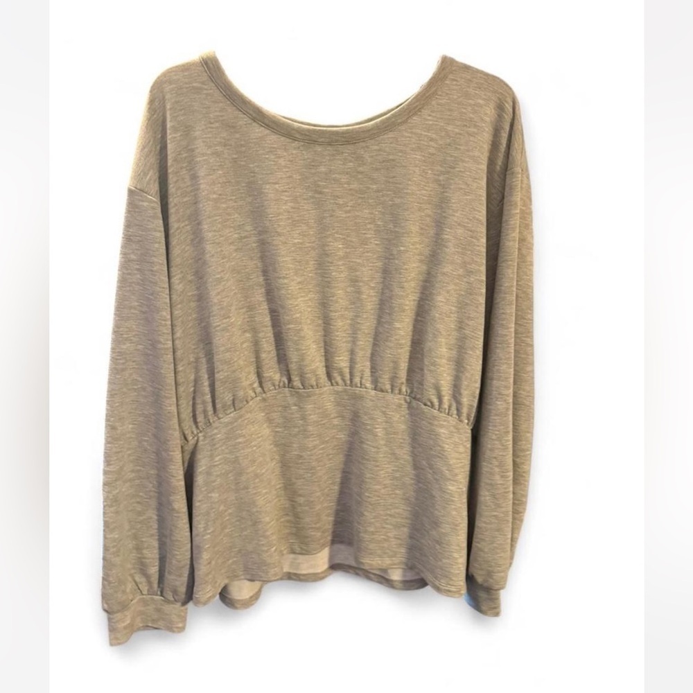 Lane Bryant relaxed crewneck waist panel sweatshirt in a gray color 26/28